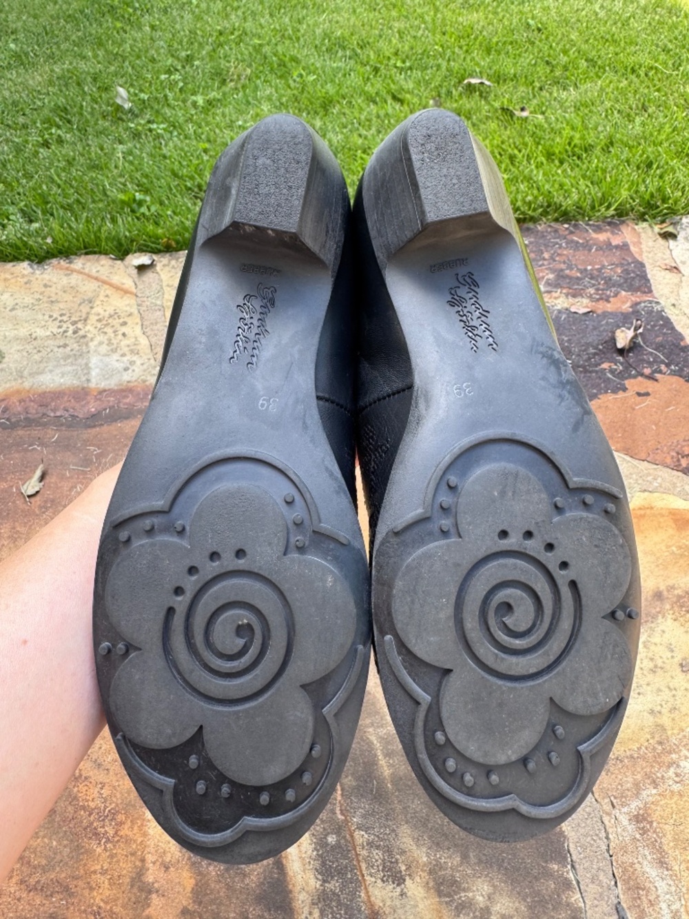 Gudrun Sjöden Black Leather Floral Low-Heel Pumps Size 39 - Picture 7 of 10